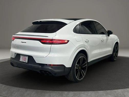 2021 Porsche Cayenne AWD