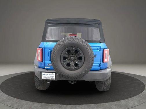 Blue Metallic 2021 Ford Bronco Wildtrak