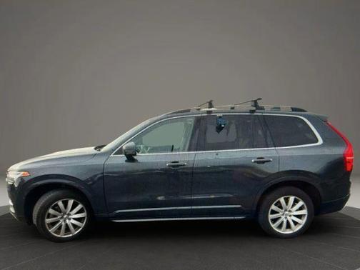 Savile Grey Metallic 2016 Volvo XC90 T6 Momentum