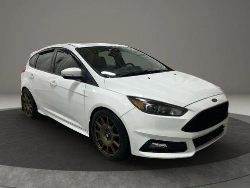 2017 Ford Focus ST Base