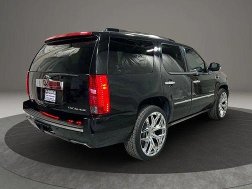 2012 Cadillac Escalade Platinum Edition