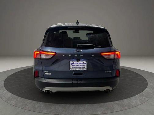 Blue Metallic 2020 Ford Escape SE