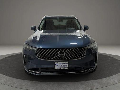 Denim Blue Metallic 2025 Volvo XC90 Plug-In Hybrid T8 Ultra 7-Seater