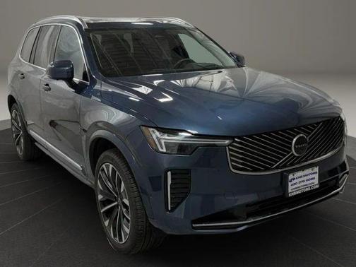 Denim Blue Metallic 2025 Volvo XC90 Plug-In Hybrid T8 Ultra 7-Seater