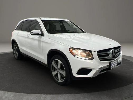 White 2016 Mercedes-Benz GLC-Class GLC 300 4MATIC