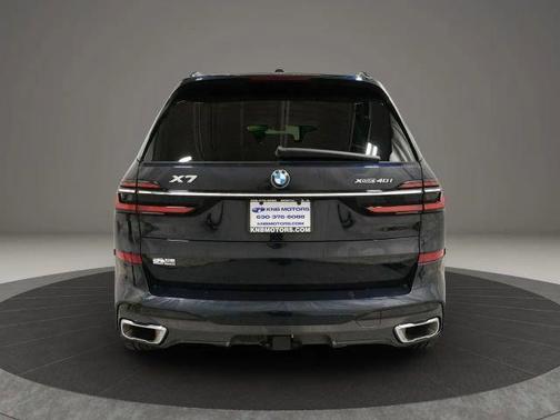 Carbon Black Metallic 2023 BMW X7 xDrive40i