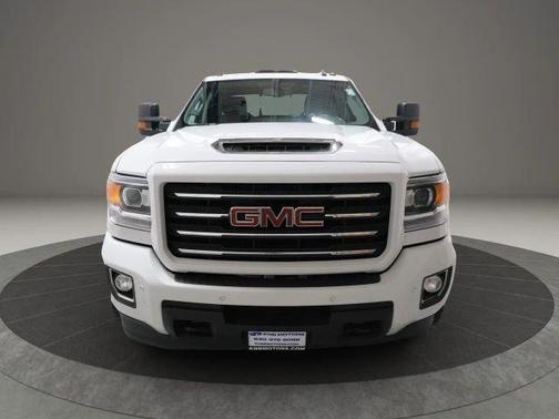 White 2018 GMC Sierra 2500 SLT