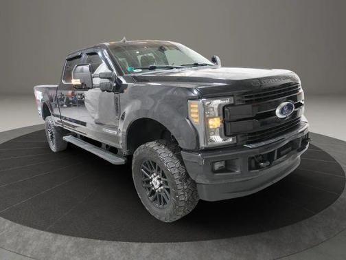 Black 2019 Ford F-250 Lariat