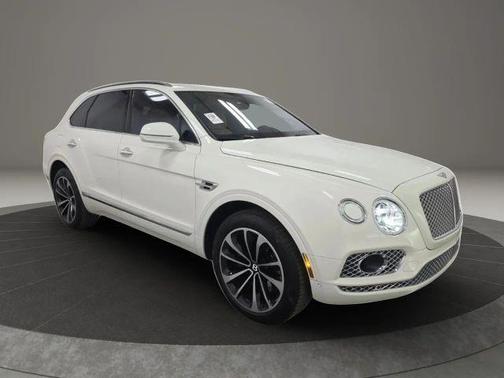 White 2017 Bentley Bentayga W12
