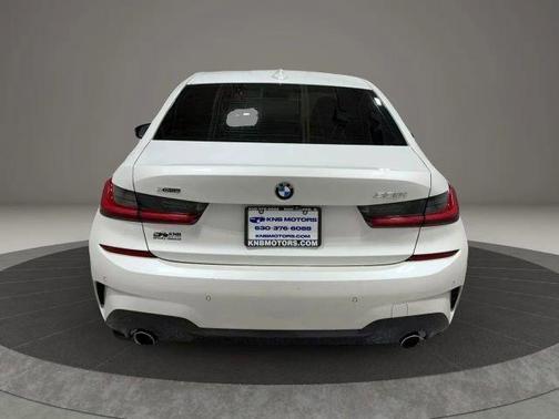 Mineral White Metallic 2020 BMW 330 i xDrive
