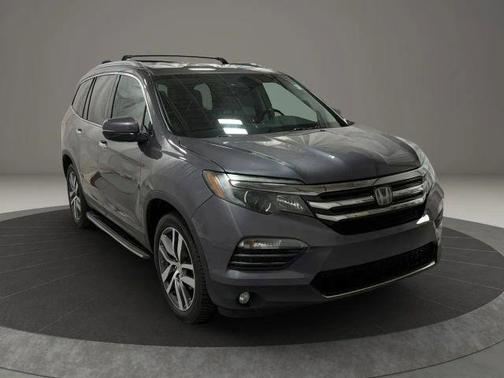 Gray 2018 Honda Pilot Elite
