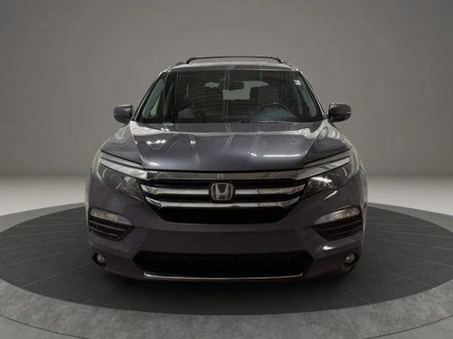 Gray 2018 Honda Pilot Elite