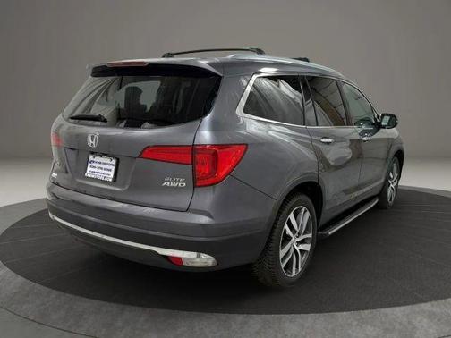 Gray 2018 Honda Pilot Elite