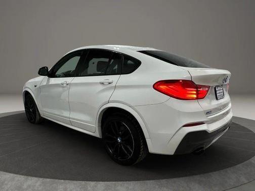 White 2018 BMW X4 M40i