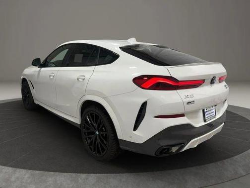 Alpine White 2021 BMW X6 sDrive40i