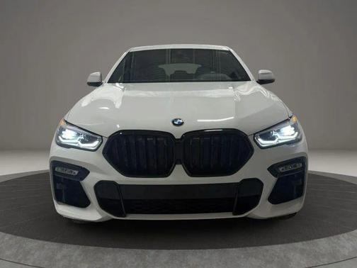 Alpine White 2021 BMW X6 sDrive40i