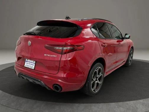 Rosso 2021 Alfa Romeo Stelvio Ti Sport