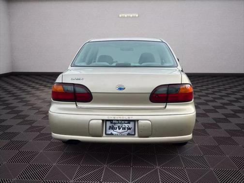 2005 Chevrolet Classic Sedan 4D
