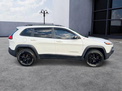2018 Jeep Cherokee Trailhawk