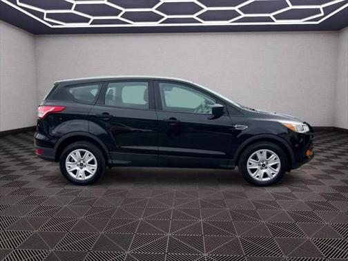 2016 Ford Escape S