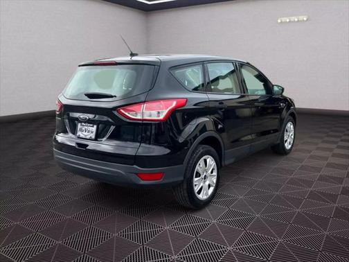 2016 Ford Escape S