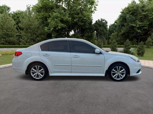 2014 Subaru Legacy Premium