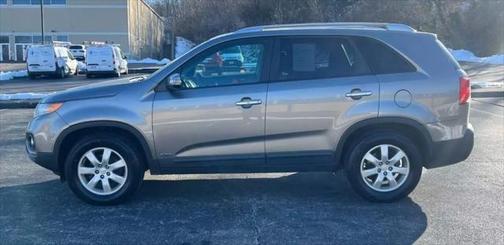 2011 Kia Sorento LX