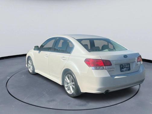 2013 Subaru Legacy Premium