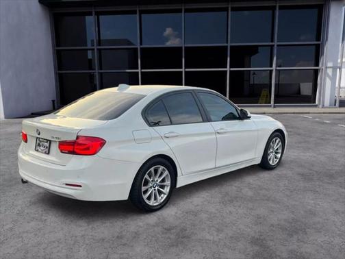 2017 BMW 320 i