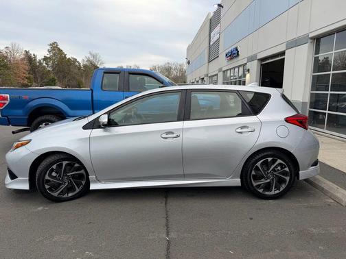 2017 Toyota Corolla iM Base