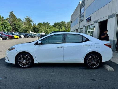 2016 Toyota Corolla S Plus
