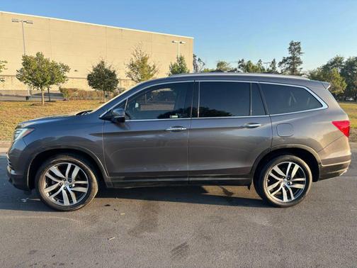 2017 Honda Pilot Touring