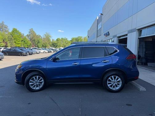 2020 Nissan Rogue SV