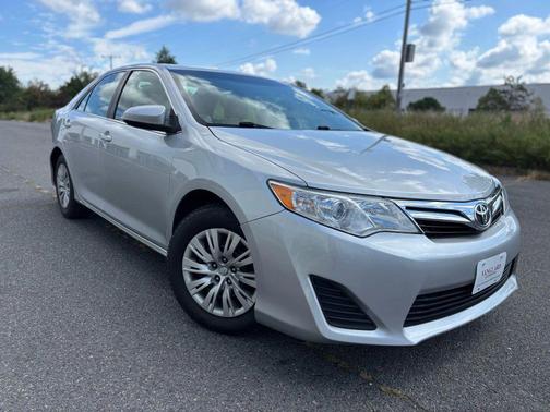 2014 Toyota Camry LE