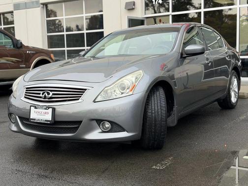 2013 INFINITI G37x Base
