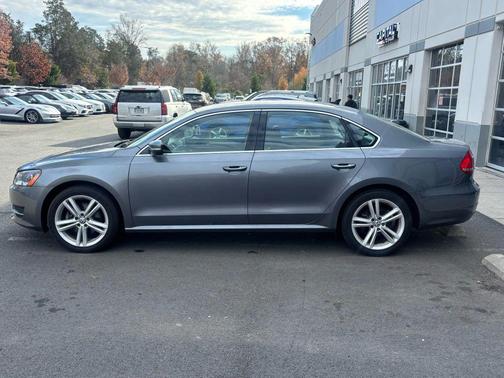 2014 Volkswagen Passat 2.0L TDI DSG SE w/Sunroof