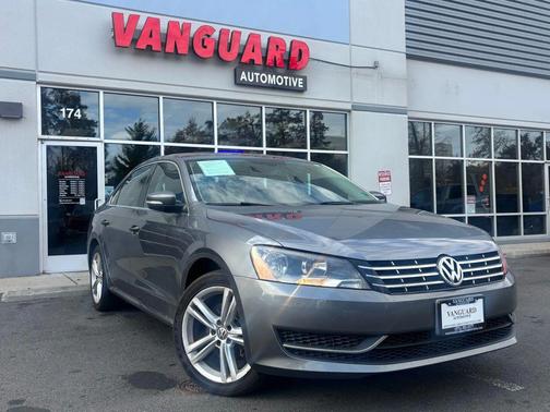 2014 Volkswagen Passat 2.0L TDI DSG SE w/Sunroof