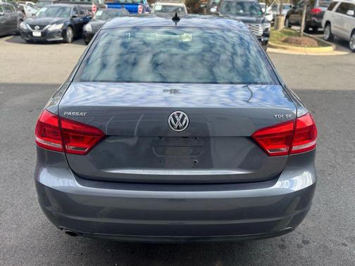 2014 Volkswagen Passat 2.0L TDI DSG SE w/Sunroof