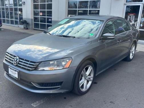 2014 Volkswagen Passat 2.0L TDI DSG SE w/Sunroof
