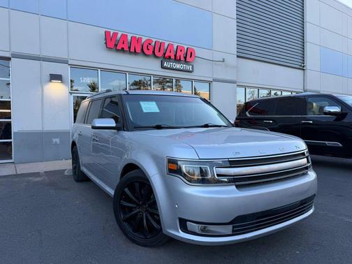 White Platinum Metallic Tri-Coat 2017 Ford Flex Limited w/EcoBoost