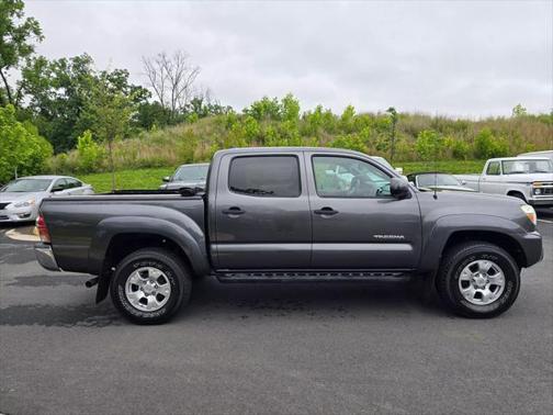 2013 Toyota Tacoma Base