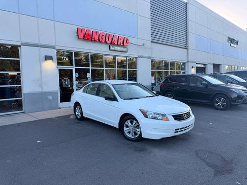 White 2008 Honda Accord LX-P