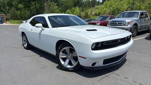 2017 Dodge Challenger SXT