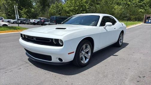 2017 Dodge Challenger SXT