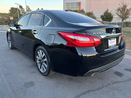 2017 Nissan Altima 2.5 SV