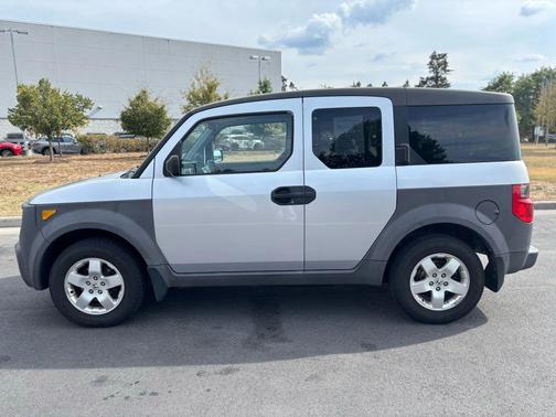 2004 Honda Element EX
