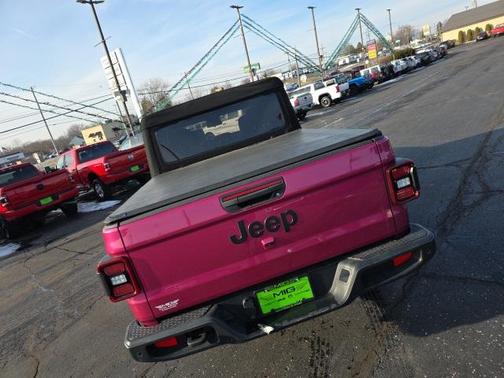 2024 Jeep Gladiator Sport S