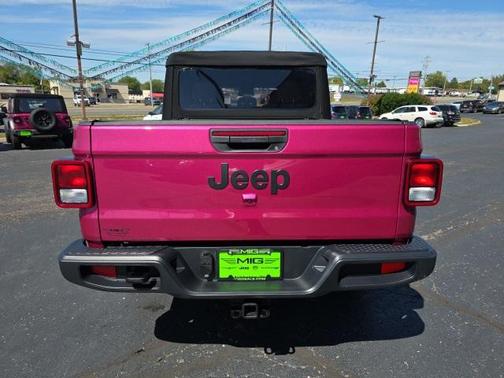 2024 Jeep Gladiator Sport S