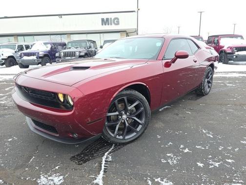 2020 Dodge Challenger SXT