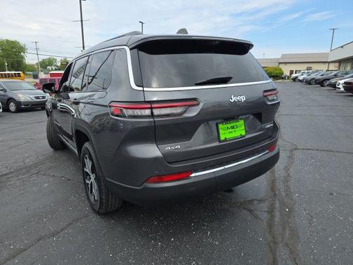 Baltic Gray Metallic Clearcoat 2024 Jeep Grand Cherokee L Limited